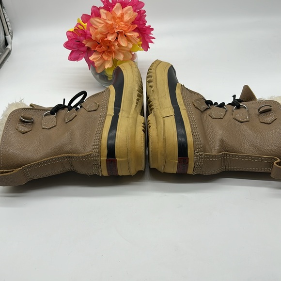 Sorel Tan Leather Faux Fur Warm Winter Boots Size 7 WRB6954K - Picture 4 of 6